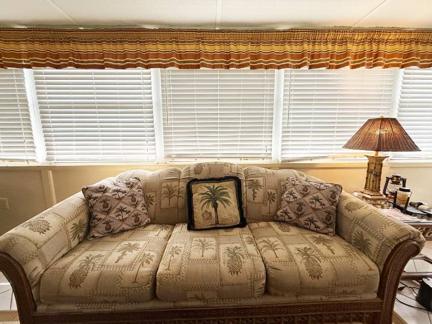 8111 Buena Vista Dr N a Ellenton, FL Mobile or Manufactured Home for Sale